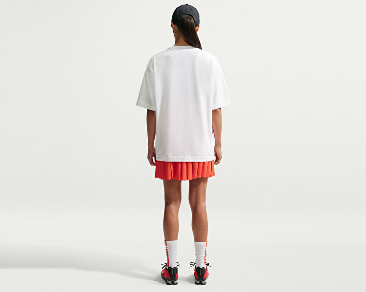 W NSW NK LUXE RLX TEE FA26
