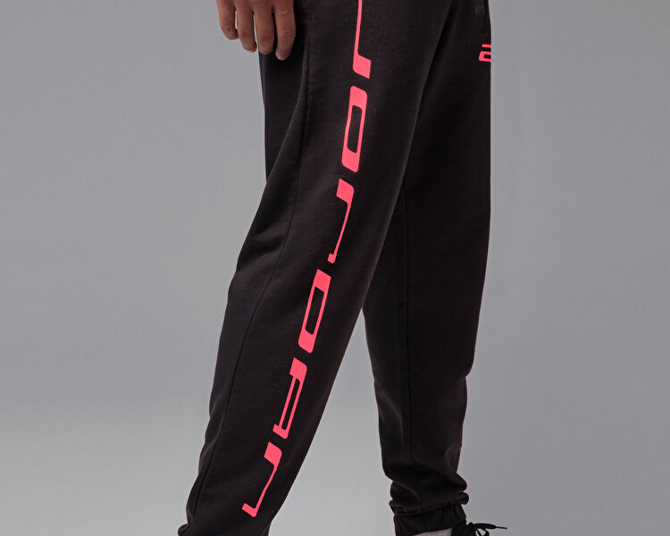 M JORDAN DF SPT CSVR GFX FLC PNT