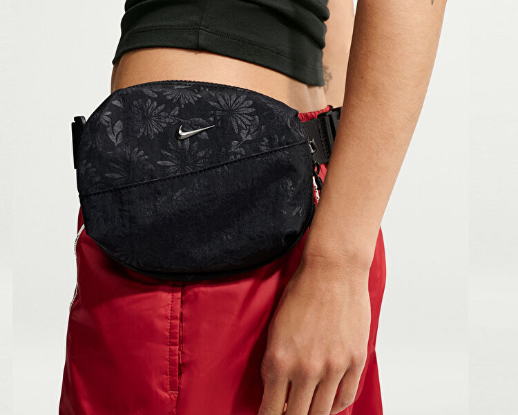 NK AURA WAISTPCK-FLORAL EMBOSS