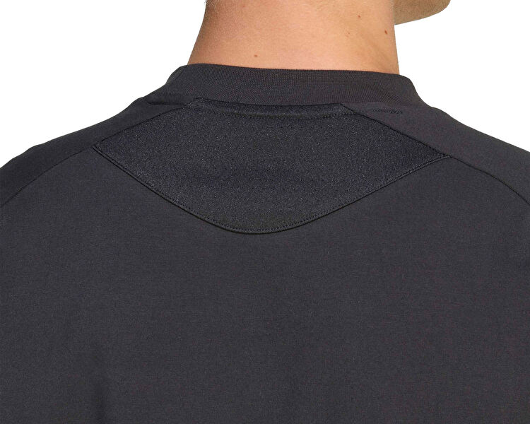TT TEE