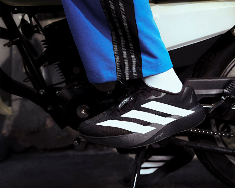 ADIZERO EVO SL M