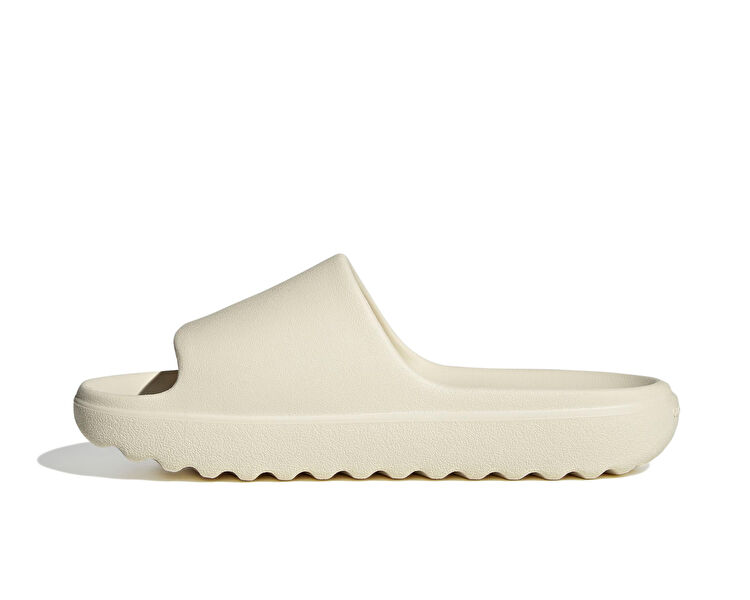 ADILETTE LUMIA