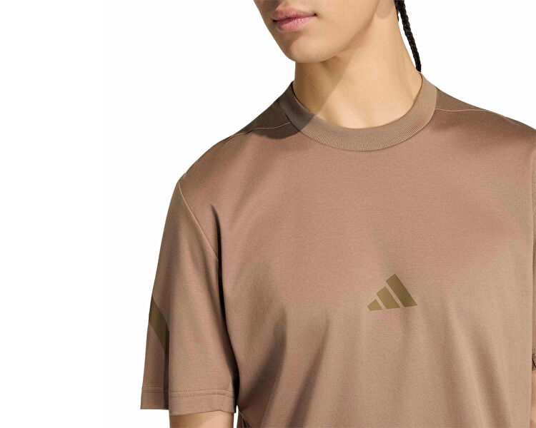 M Z.N.E. TEE RE