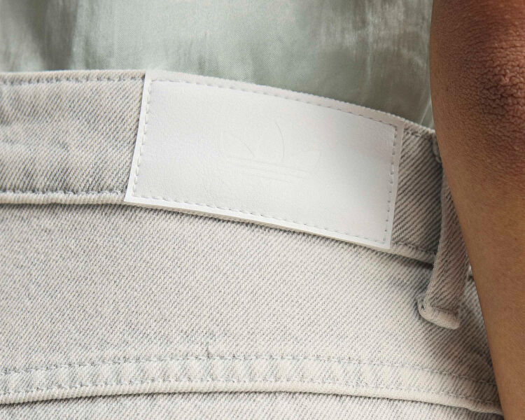HIGH RISE BARREL LEG DENIM PANT