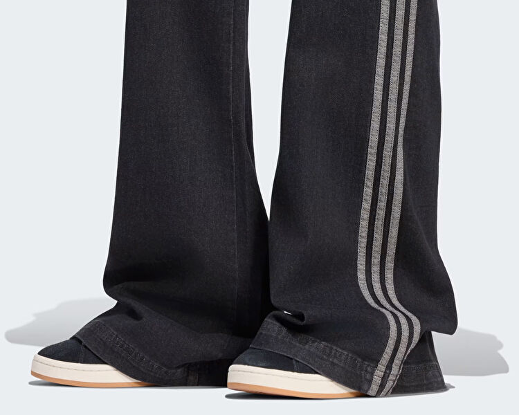 SST LOW RISE FLARED LEG DENIM PANT