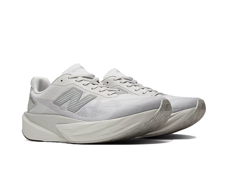 NEW BALANCE Erkek FuelCell Rebel v5 Gri Modeli Koleksiyonu Gri