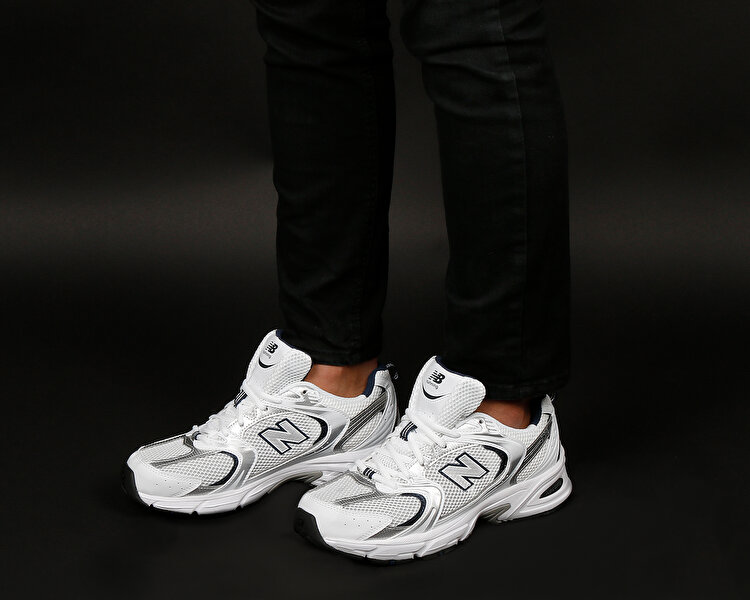 530 Beyaz Modeli Koleksiyonu