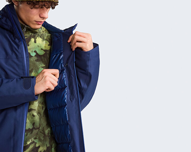M MTN RANGE DOWN HOODED JACKET