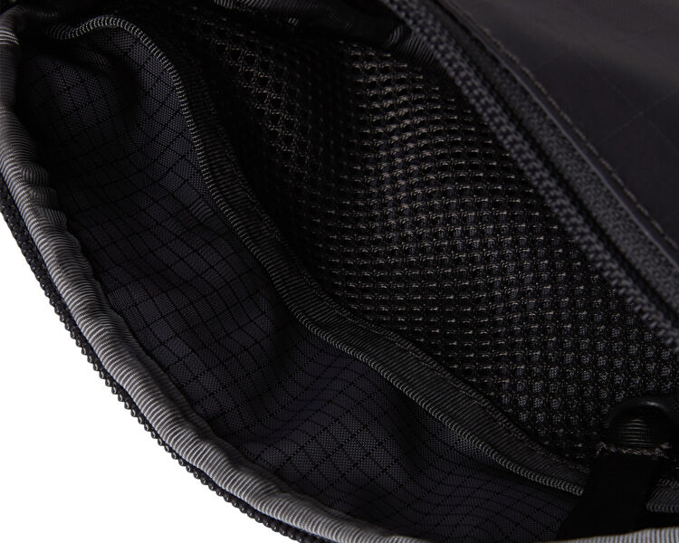 BCV PRO TRAVEL POUCH