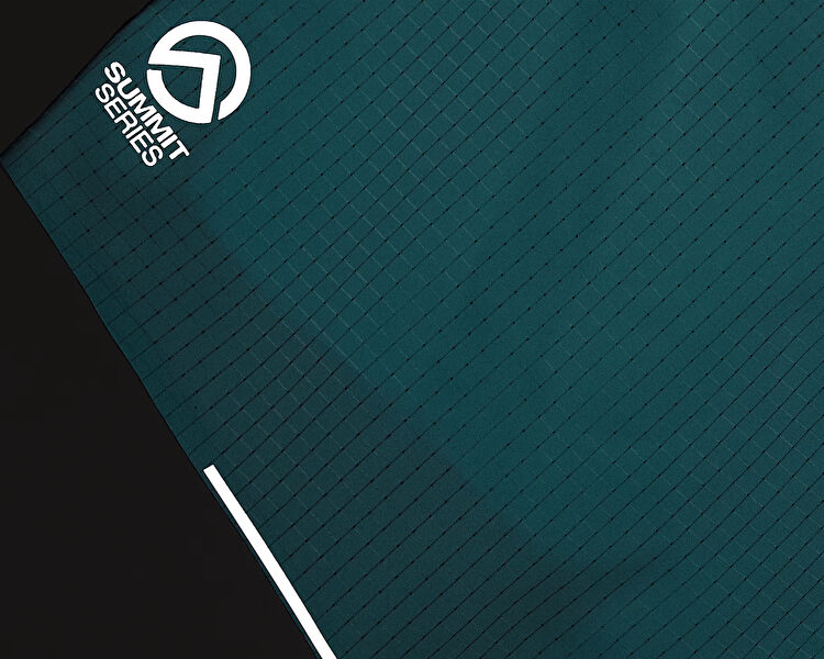 W SUMMIT PACESETTER SHORT - GRAPHIC